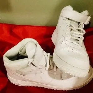 Jordan | Shoes | Air Jordan Air Force Ones Size 9 Retro  display picture 1